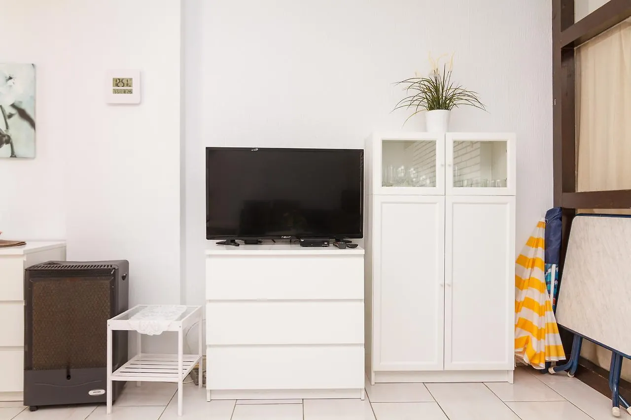 Carabeo 45 Studios Casasol نيرخا شقة